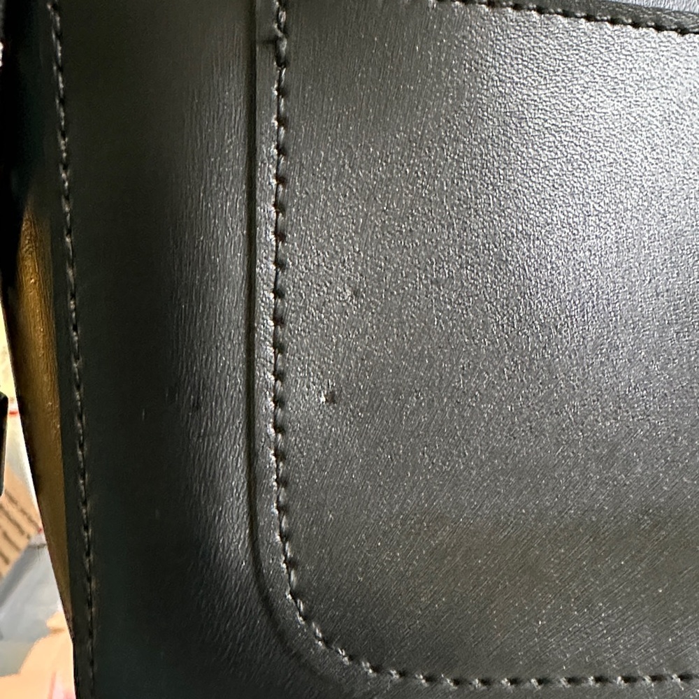 Claudia Casanova  Black Crossbody Bag - Picture 12 of 14